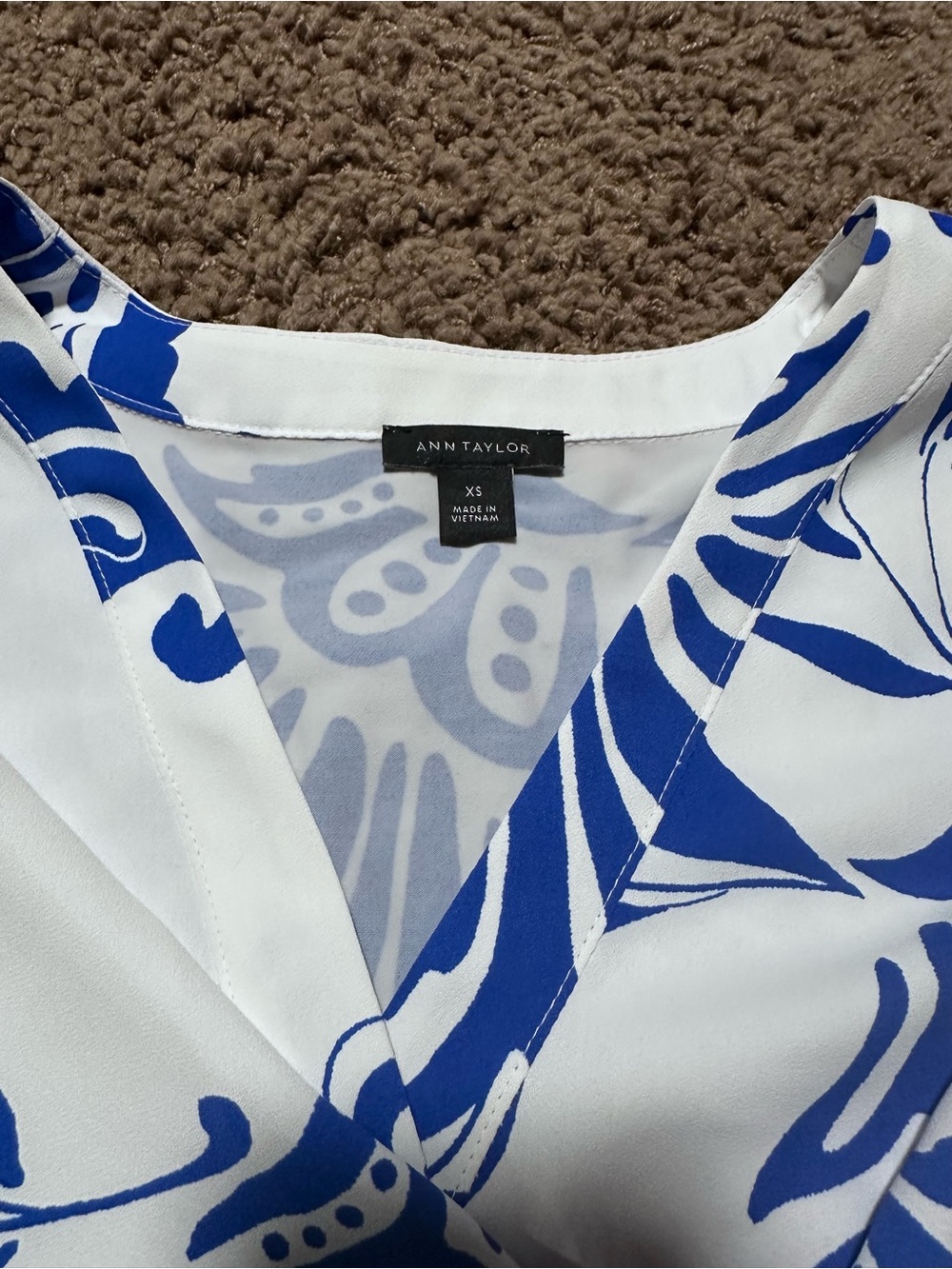 Ann Taylor Loft mixed media long sleeve xs - Picture 2 of 8